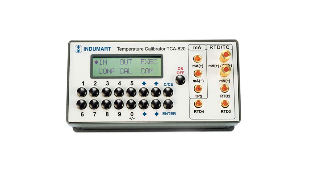 TEMPERATURE CALIBRATOR MODEL: TCA820